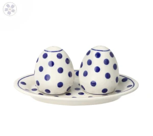 Salt & Pepper shakers GU962DEK37 Bolesławiec Pottery