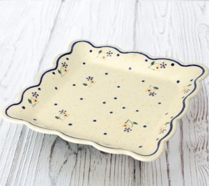 Talerz kwadratowy falbanka GU1610DEK111