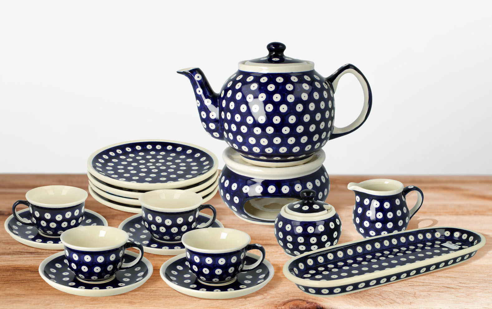 Serwis kawowo herbaciany dla 4 osób DEK42